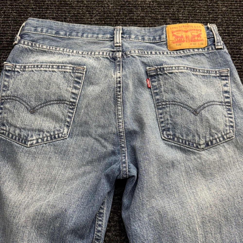 Levis 514 Straight Leg Jeans Light Wash Blue Denim Mens 32x32 - Picture 12 of 13